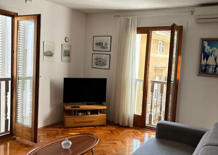 Apartment Old Town Mimi